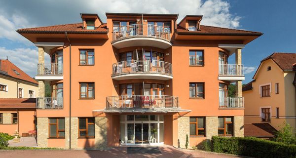 Nabídka ubytování v Lázeňském hotelu VILA ANTOANETA Luhačovice